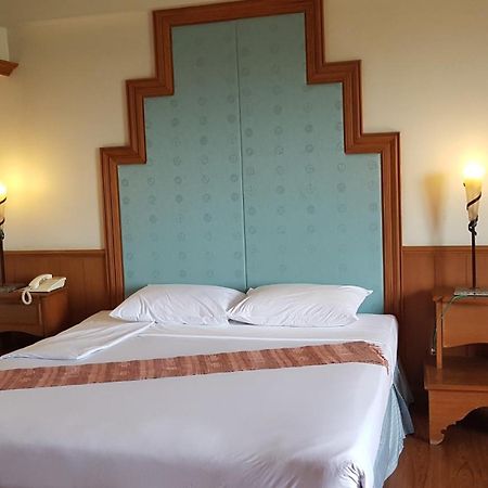 Ban Chiang Hotel Udon Thani Esterno foto
