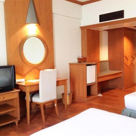Ban Chiang Hotel Udon Thani Esterno foto