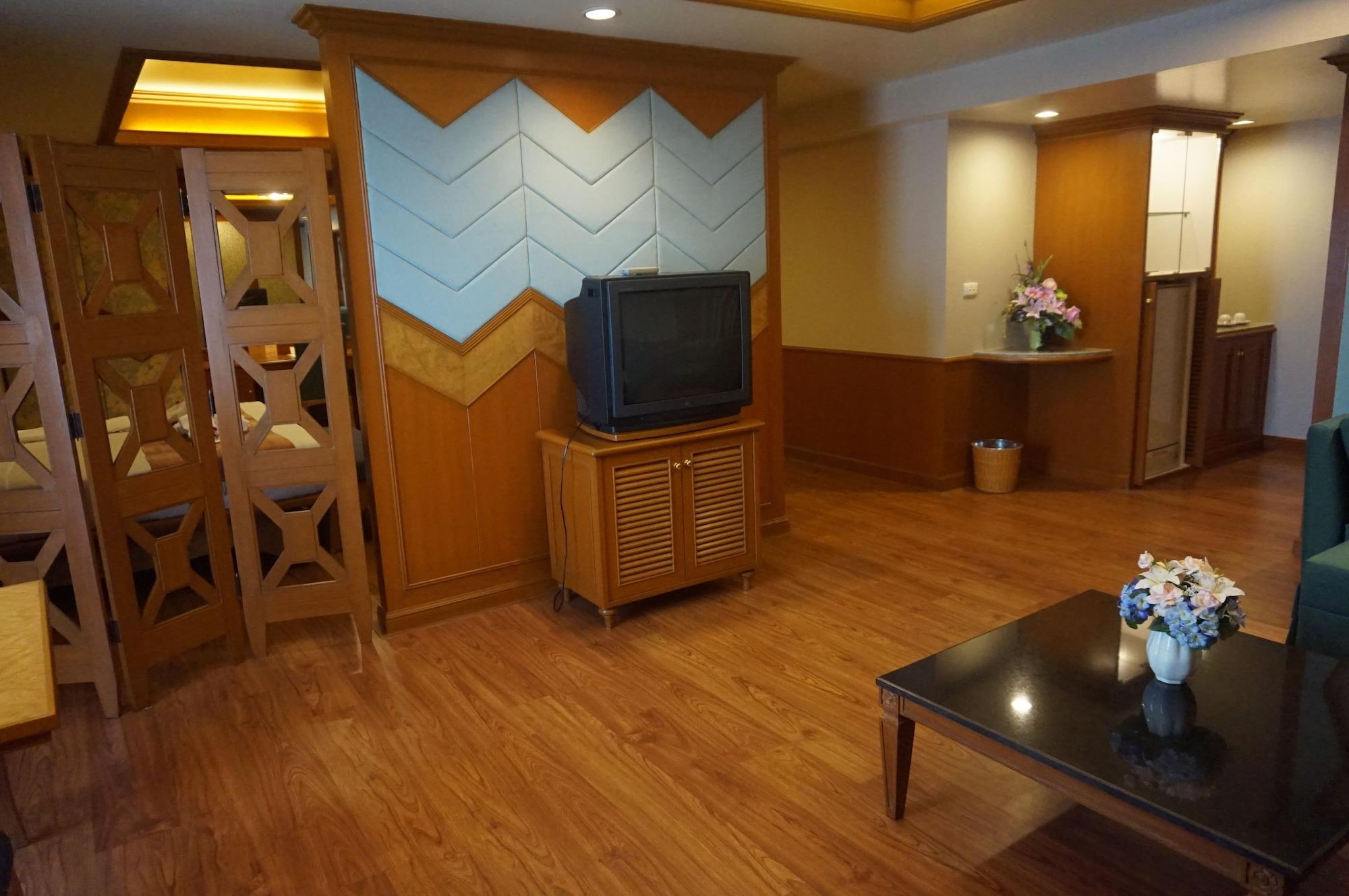 Ban Chiang Hotel Udon Thani Esterno foto