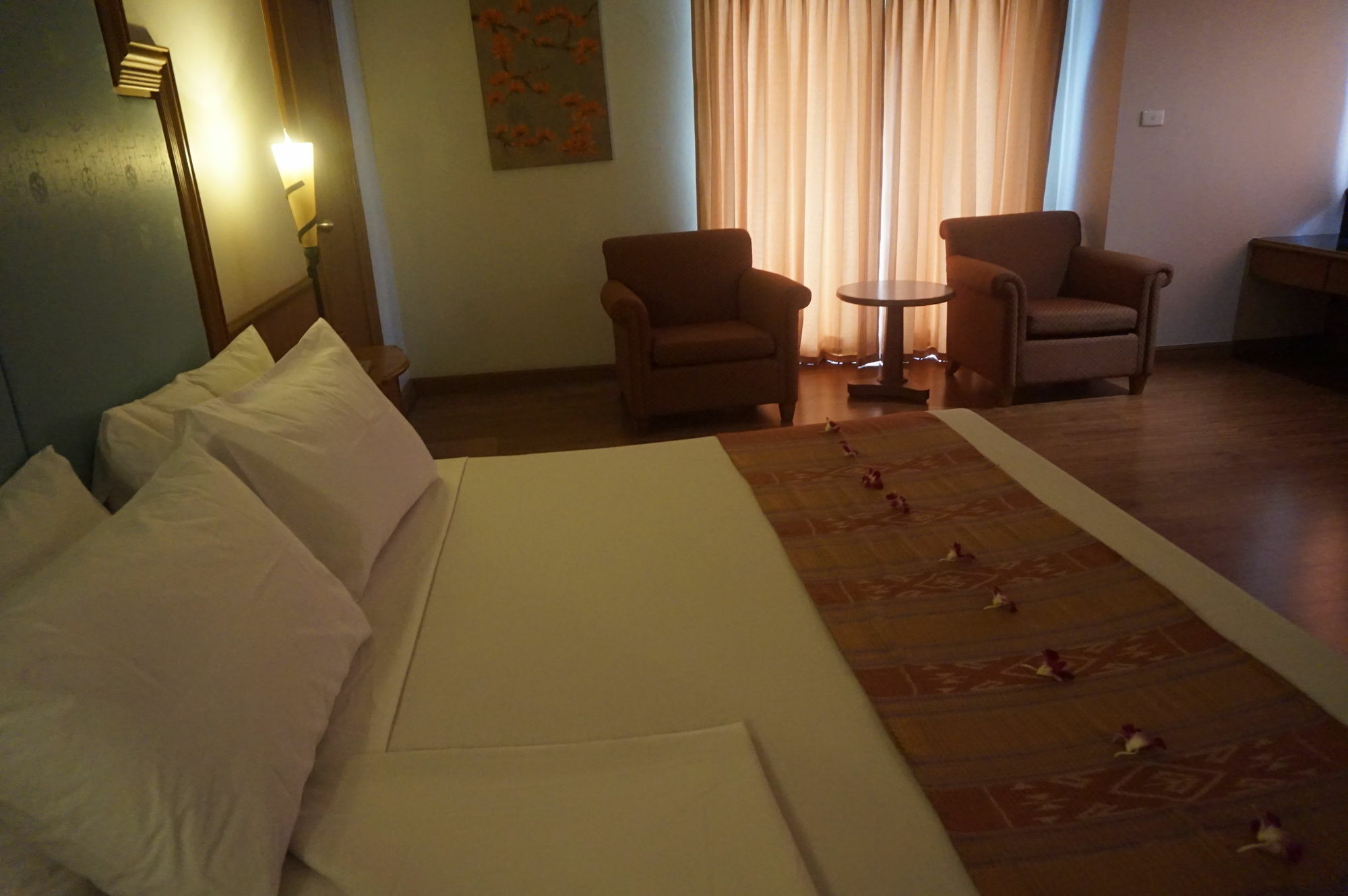 Ban Chiang Hotel Udon Thani Esterno foto