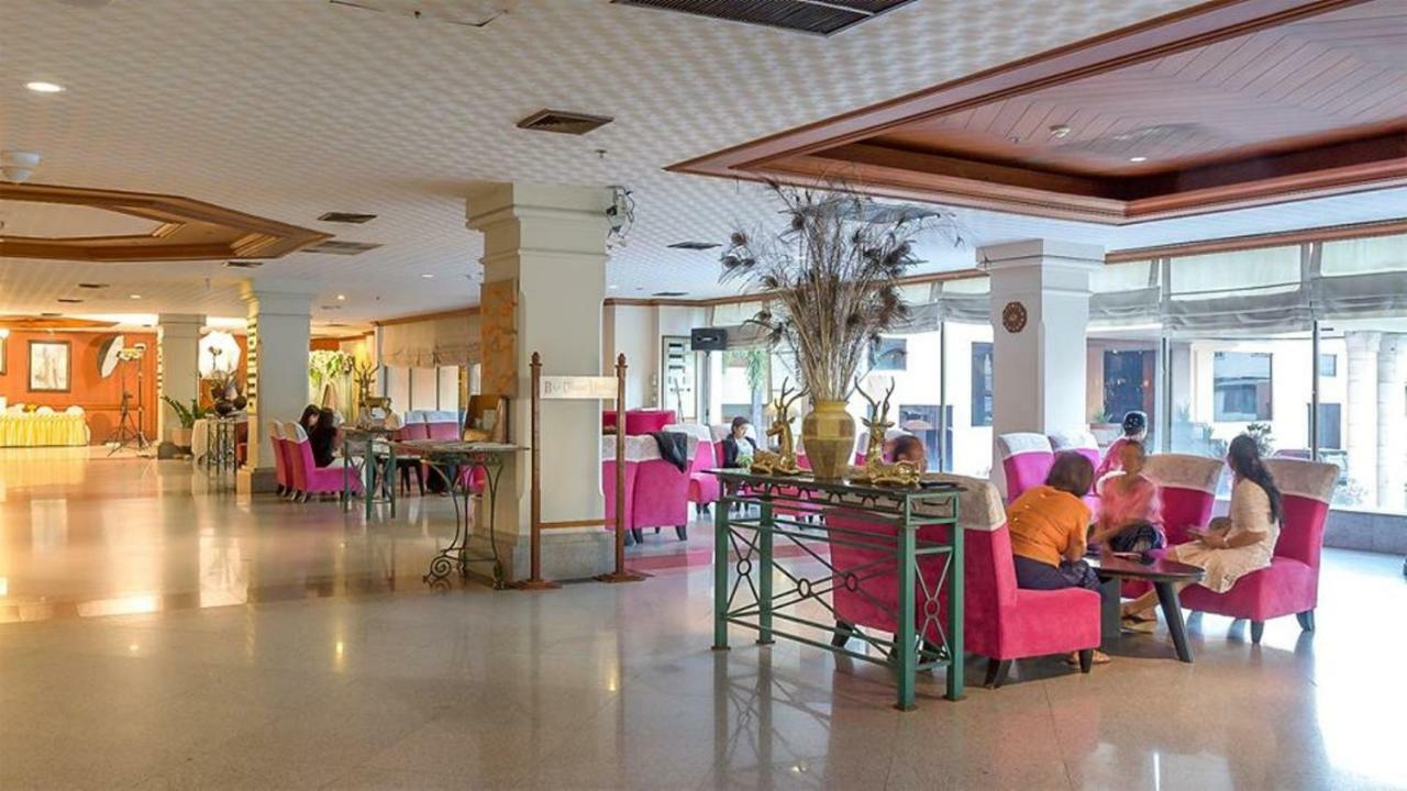 Ban Chiang Hotel Udon Thani Esterno foto